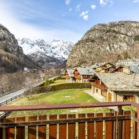 In Centro A Mont Blanc Appartement *